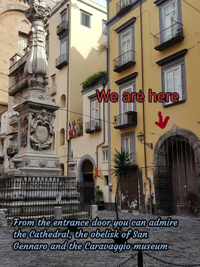 Ad Un Passo Dal Duomo "2" Apartment Naples Luaran gambar